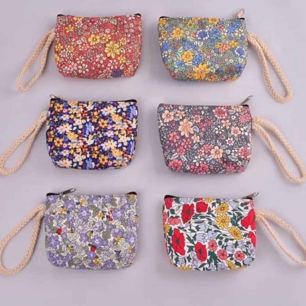 Floral Print Wristlet 6 pack
